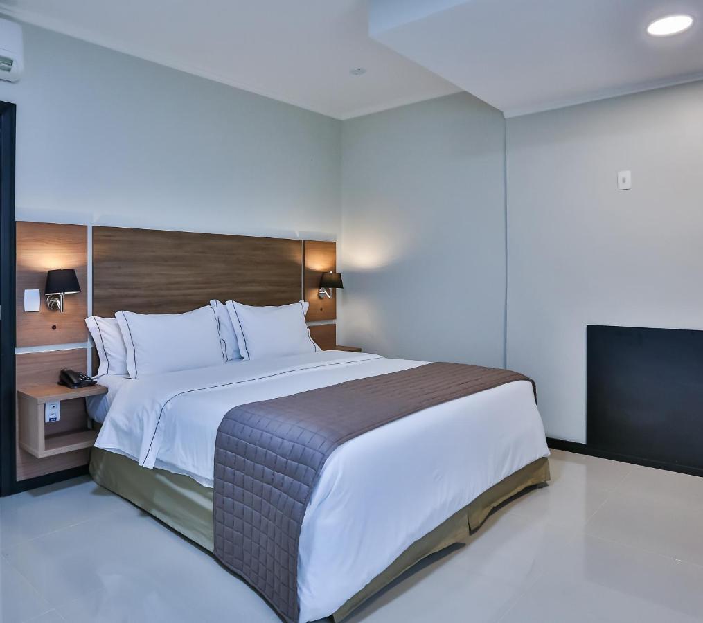 Wyndham Golden Foz Suites Foz do Iguaçu Dış mekan fotoğraf